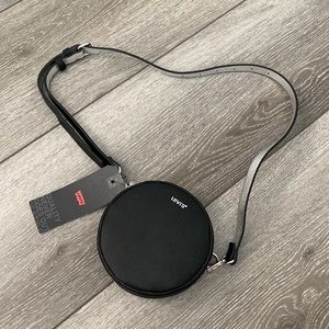 Brand New Levi’s Cross Shoulder Mini Bag